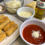 How to Prepare Crispy Mozzarella Sticks with SauceIngredients